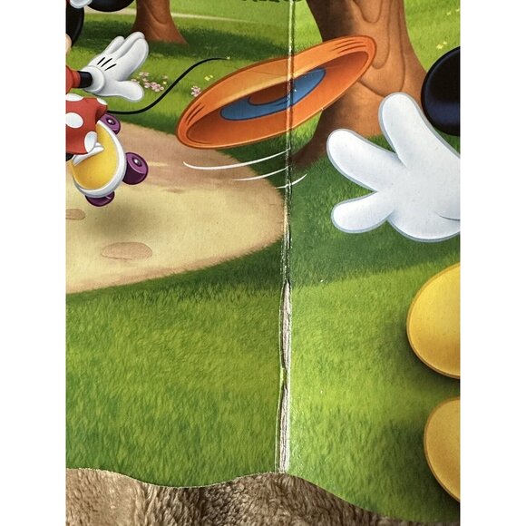 Disney Minnie Mouse Lot Of 2 Books 2013 Feeling Fabulous Day In The Park READ - Picture 3 of 9